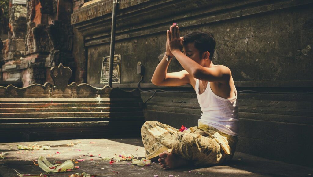 indian man yoga retreat